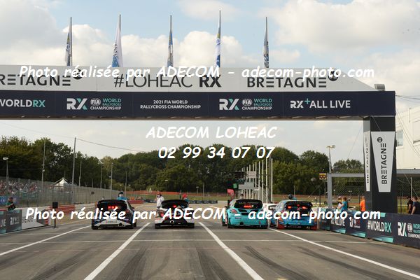 http://v2.adecom-photo.com/images//1.RALLYCROSS/2021/RALLYCROSS_LOHEACRX _2021/EUROPE_RX1/FRETIN_Benoit/40E_3833.JPG